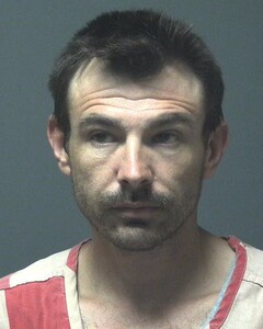 Mugshot of BEACH, STEVEN